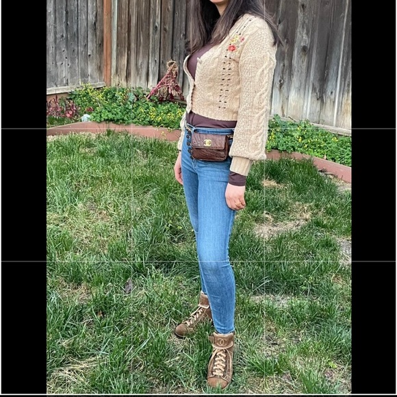 Rare🔥🔥Chanel Alligator Vintage Waist Flap Bag - Picture 5 of 16